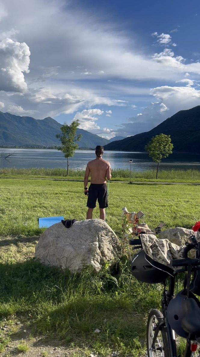 Portada de El lago de Mezzola